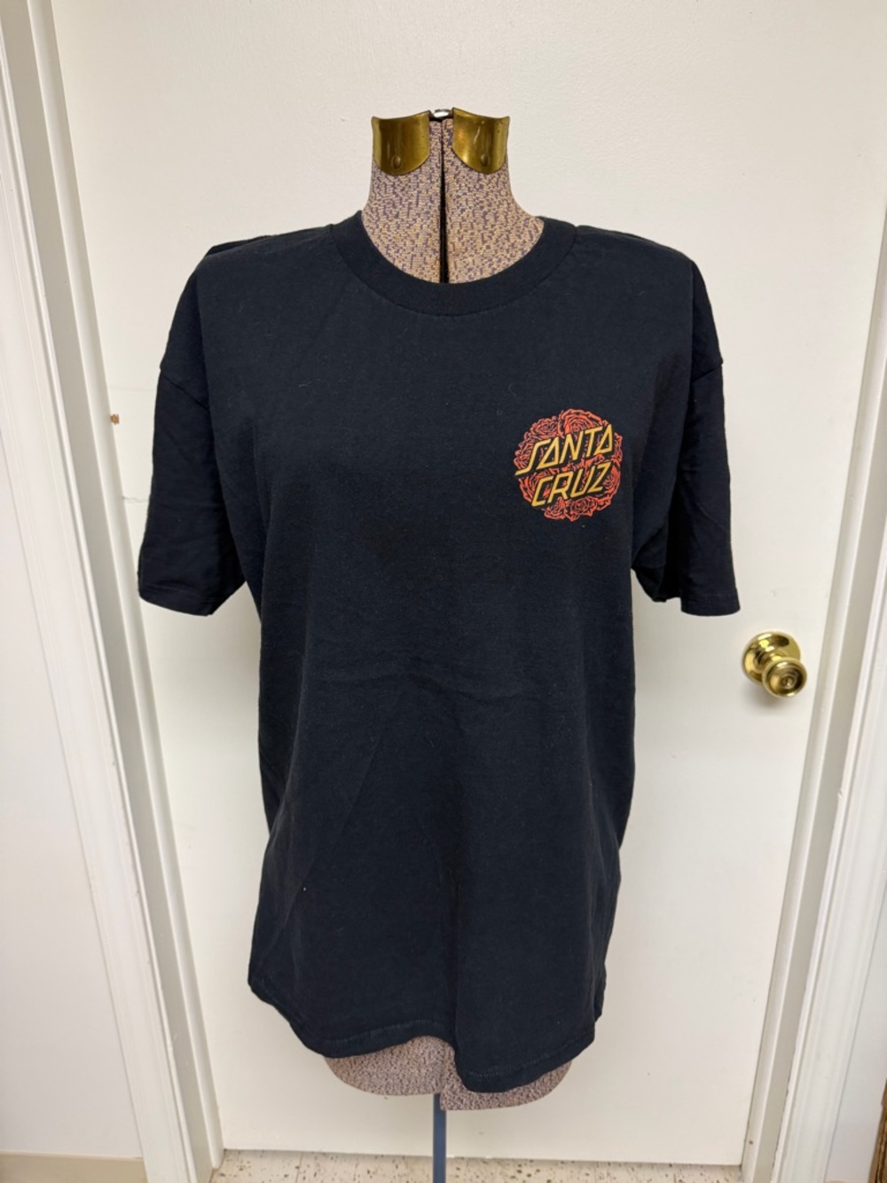 Santa Cruz Graphic Tee – Brand New